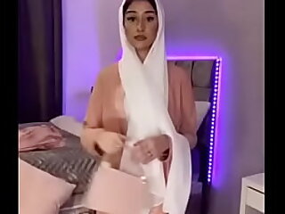 Pakistani face girl